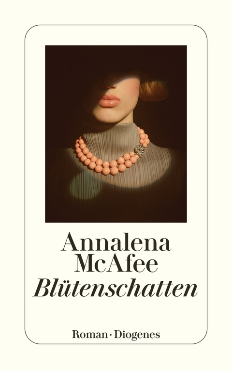 Blütenschatten - Annalena McAfee