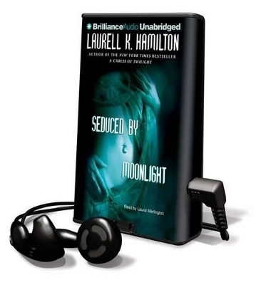 Seduced by Moonlight - Laurell K Hamilton