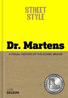 Street Style: Dr. Martens - Jian DeLeon