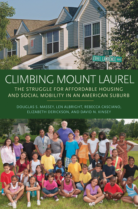 Climbing Mount Laurel -  Len Albright,  Rebecca Casciano,  Elizabeth Derickson,  David N. Kinsey,  Douglas S. Massey