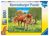 Ravensburger Kinderpuzzle - 10577 Pferdeglück auf der Wiese - Pferde-Puzzle für Kinder ab 6 Jahren, mit 100 Teilen im XXL-Format - 