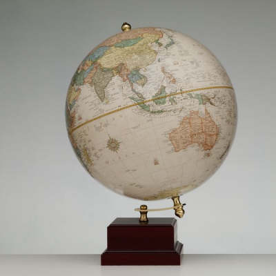 Trophy Globe