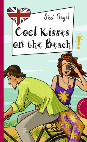 Cool Kisses on the Beach - Sissi Flegel