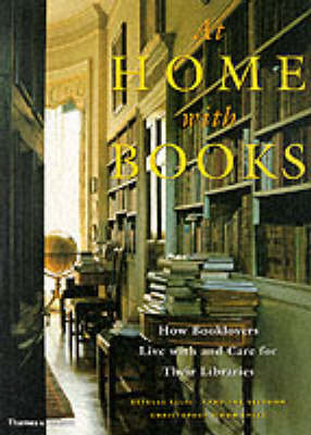 At Home with Books - Estelle Ellis, Caroline Seebohm