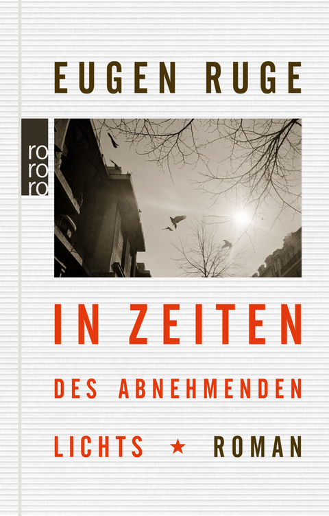 In Zeiten des abnehmenden Lichts - Eugen Ruge