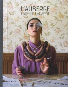 L'auberge : photographies réalisées dans l'ancien hôtel-restaurant de Saint-Yrieix-le-Déjalat en Corrèze - Estelle Lagarde