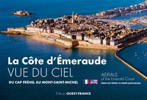 La Côte d'Emeraude vue du ciel : du cap Fréhel au Mont-Saint-Michel. Aerials of the Emerald Coast : from Cap Fréhel t... - David Ademas